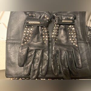 Harley Davidson Women’s Leather Gloves 🌴
